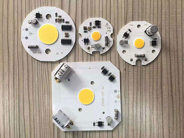 smt設(shè)備貼片機(jī)有哪些參數(shù)